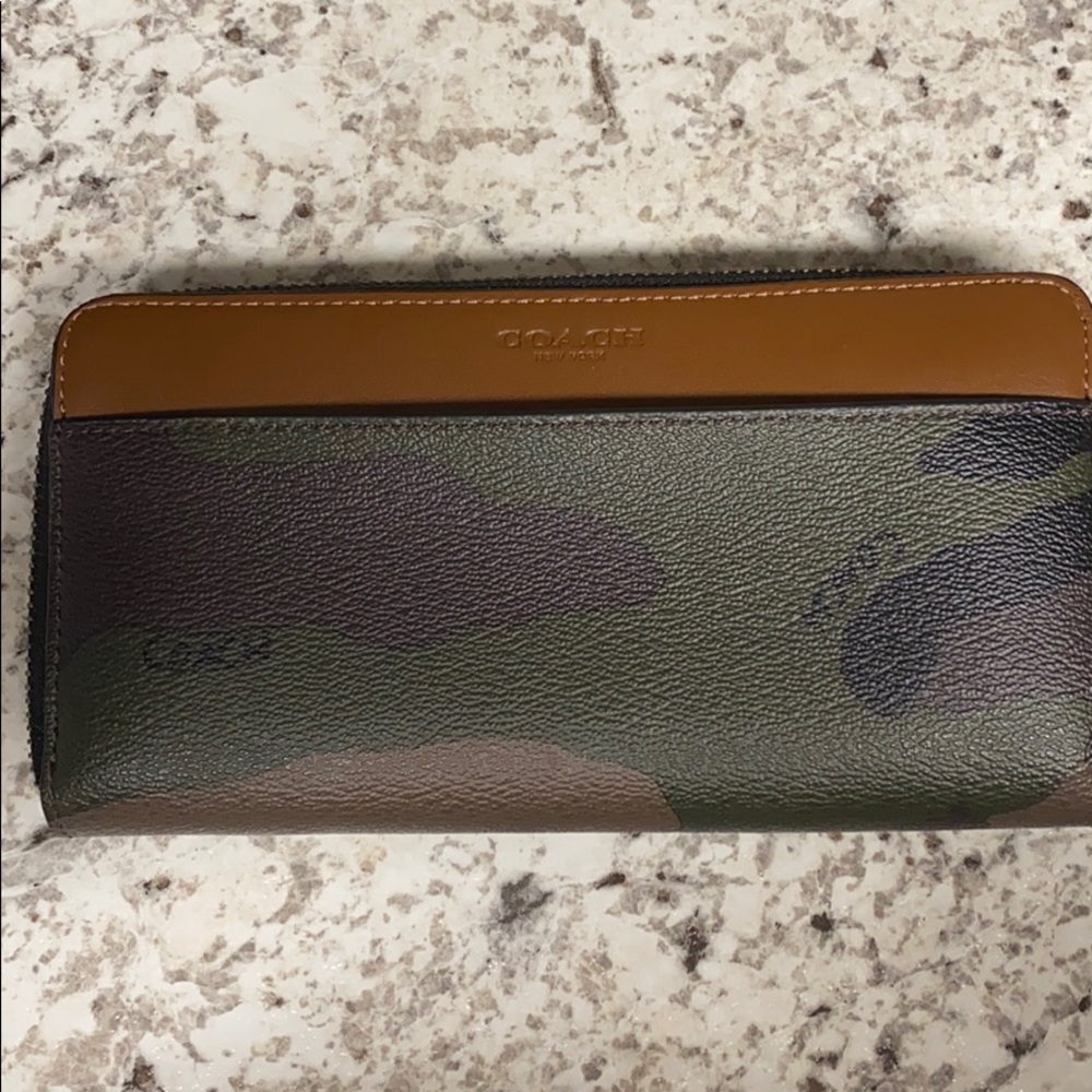 Coach wallet